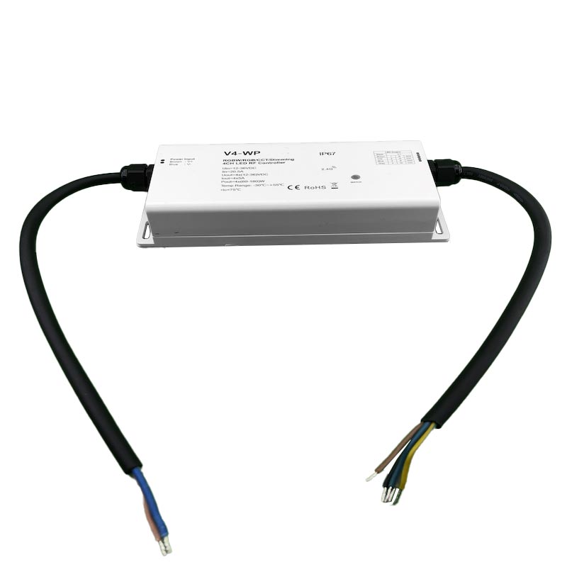 Contrôleur RGB radio V4-WP – étanche IP67, 4 canaux, 5 A – vue 1